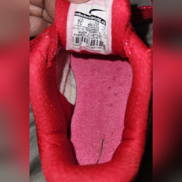 GENTLY USED!! Nike Girls' Air Max 90 Print Running Sneaker - Picture 4 of 8